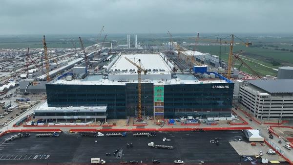 An aerial view of Samsung Electronics' semiconductor fab under construction in Taylor, Texas, on Feb. 14, 2025 (Samsung Electronics)